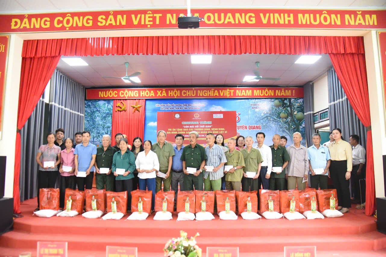 Viện Phát triển văn hóa và chăm sóc sức khỏe cộng đồng: Tổ chức chương trình “Chung tay chia sẻ cùng bà con chịu ảnh hưởng bão, lũ tại các tỉnh phía Bắc”