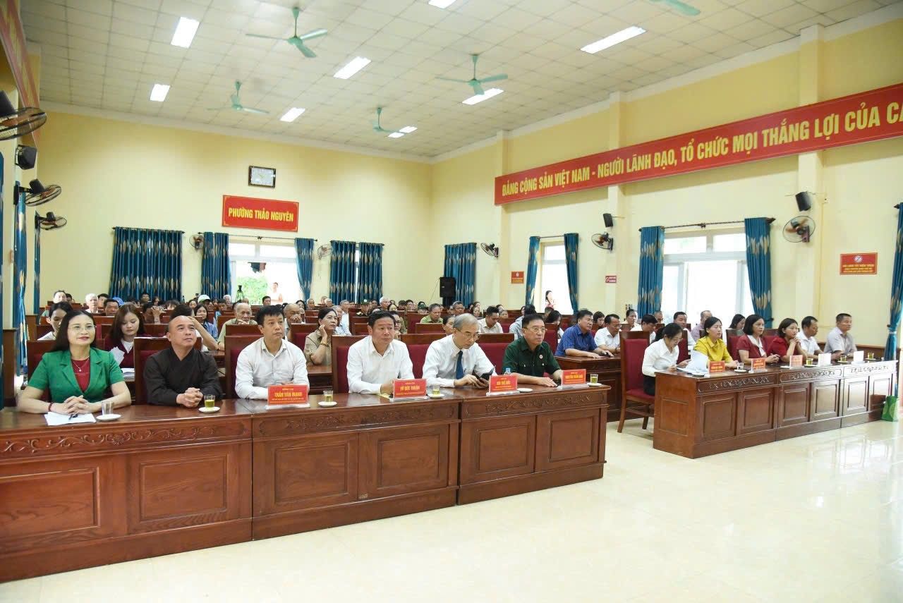 Còn mãi với thời gian - Tri ân ngày 27/7 lần thứ V: 500 phần quà nghĩa tình đến với gia đình chính sách và người có công tại Sơn La