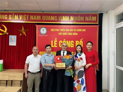 Ông Nguyễn Hữu Linh: Giữ chức Phó Chủ tịch Hội đồng khoa học về chăm sóc sức khỏe cộng đồng Khu vực phía Nam, Viện Phát triển văn hóa và chăm sóc sức khỏe cộng đồng