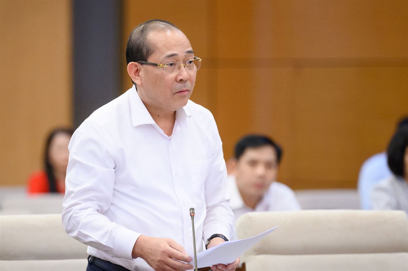 Cử tri ủng hộ bố trí trụ sở dôi dư sau sắp xếp bộ máy cho giáo dục, y tế