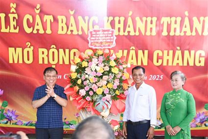 Lễ cắt băng Khánh thành mở rộng cầu Vân Chàng